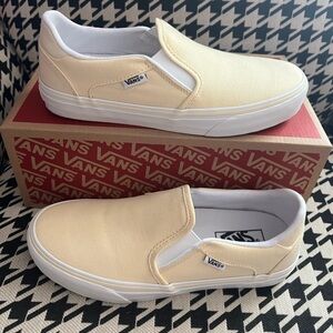 Vans Asher Deluxe Women's Slip-On Shoes- Size 8